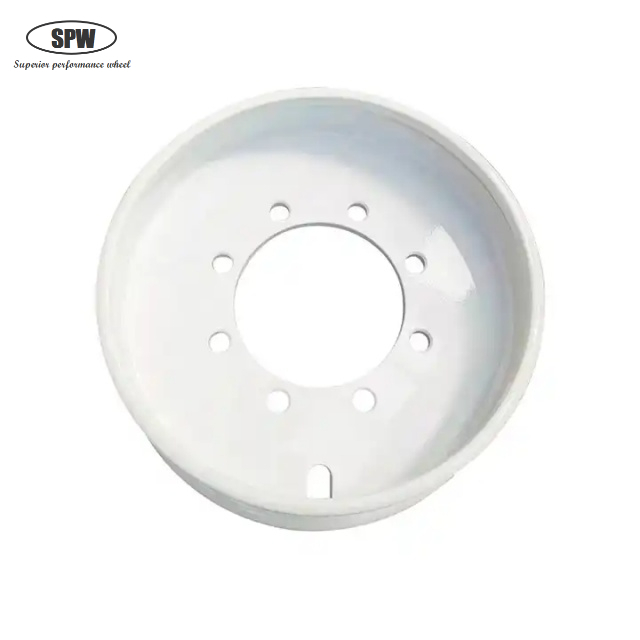 Agricultural wheel rim 7.00T-20 in tractor area - customized color and parameters